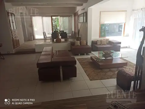 Casa en Alquiler de 4 dormitorios