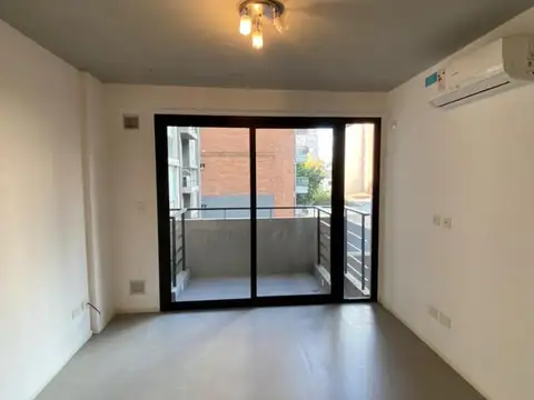 Departamento en Alquiler en Castelar, $ 600.000