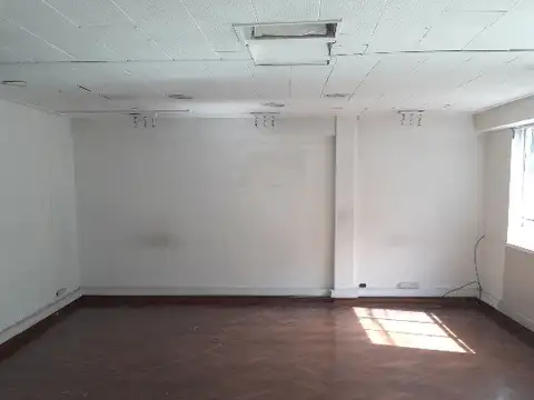 Sarmiento 600, Piso 7