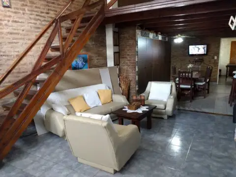 PH de 4 AMBIENTES EN SAN JUSTO 