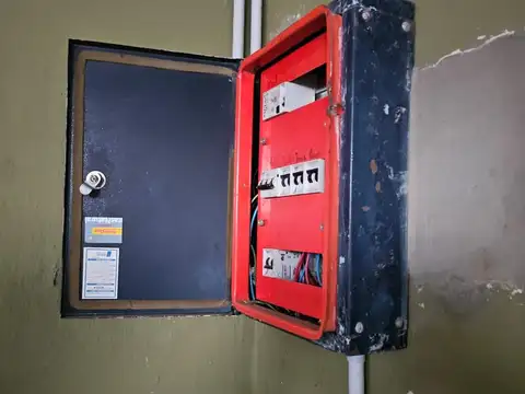 Depósito en Loma Hermosa 100 mts - Tres de Febrero