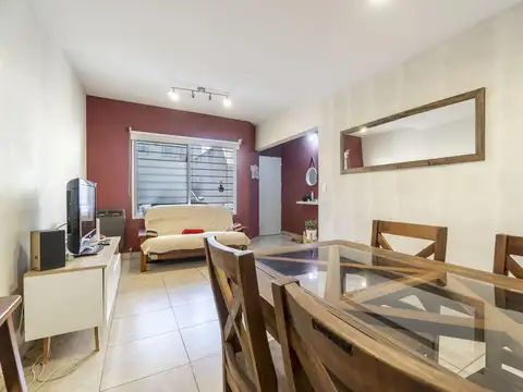 Depto Tipo Casa 4 ambientes con 1 baño