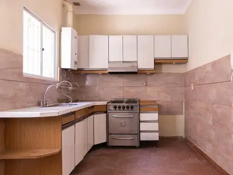 Depto Tipo Casa en Venta en El Palomar, USD 70.000