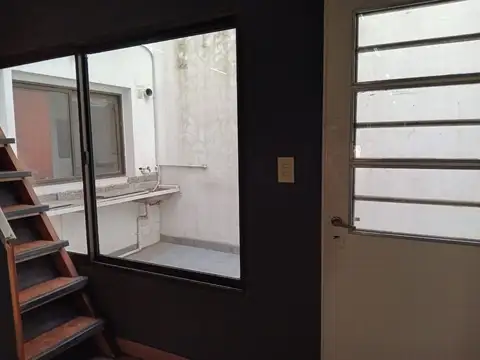 ALQUILER DE LOCAL IDEAL AGENCIA DE AUTOS VILLA DEL PARQUE