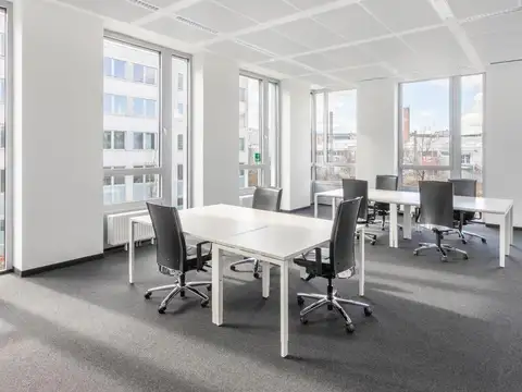 Oficina en Alquiler en Chacras de Coria, $ 3.750.034