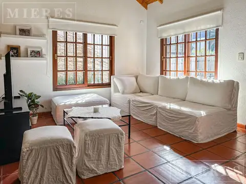 Casa en Venta con 5 cocheras