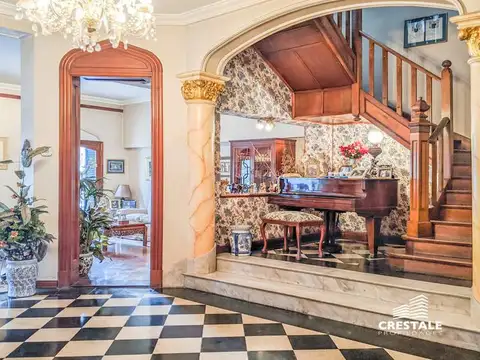 Casa 5 ambientes con 5 baños