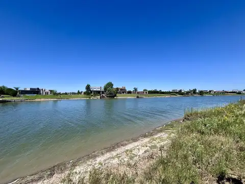 Terreno en Venta en San Sebastian, USD 70.000