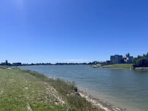 Terreno en Venta en San Sebastian, USD 70.000