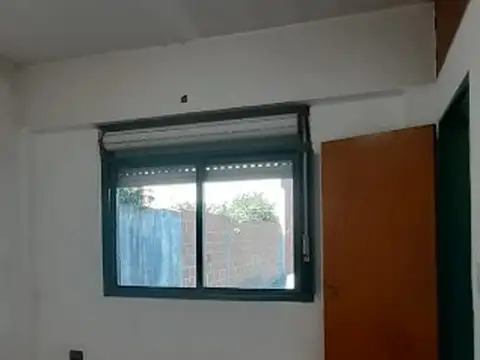 CASA AMERICANA AL CONTRAFRENTE - ITUZAINGO NORTE