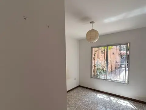 Depto Tipo Casa en Alquiler en Villa Martelli, $ 680.000
