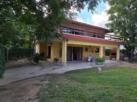 Hermosa casa 2 dormitorios Villa Carlos Paz
