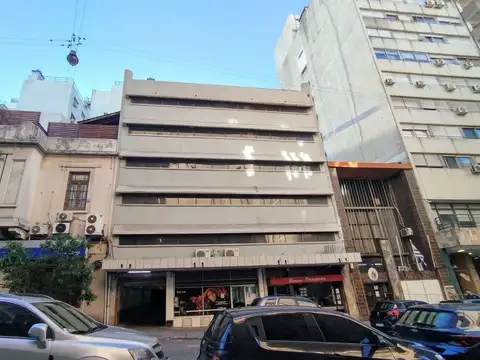 Venta Garaje Fijo Carlos Quijano esq 18, Centro