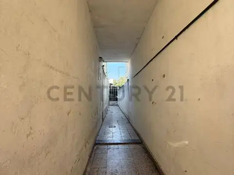 Casa 2 ambientes con 1 baño