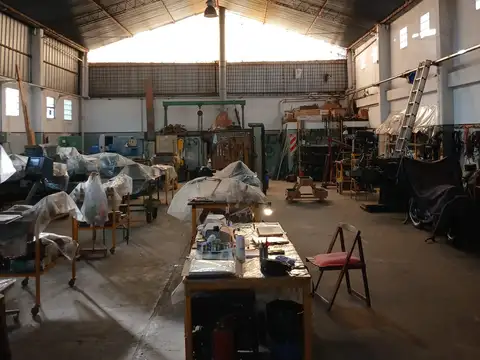 Galpon en Venta en Quilmes Oeste, USD 275.000