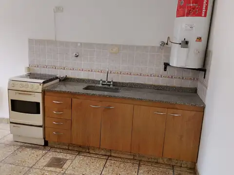 Depto Tipo Casa en Alquiler de 2 dormitorios