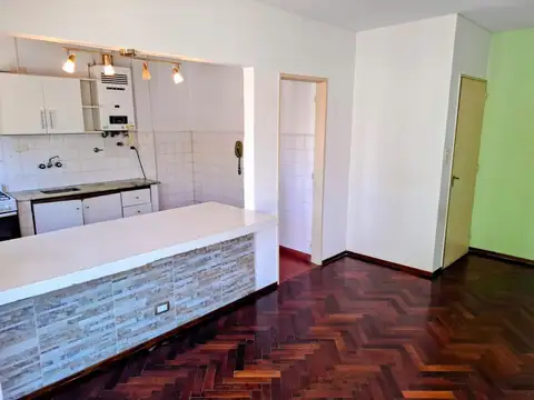 Depto Tipo Casa 2 ambientes con 1 baño