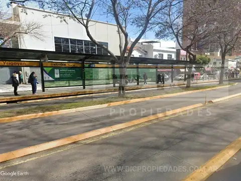 Av. Maipu  al 1700, entre H. Yrigoyen y Libertad