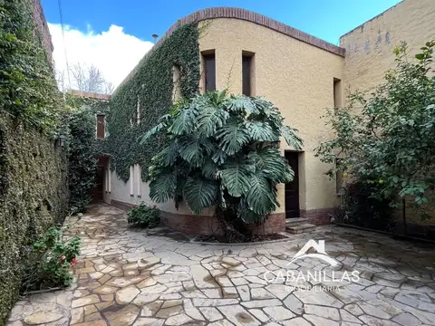 CASA en VENTA - SALTA - CENTRO - Calle 20 de febrero al 400