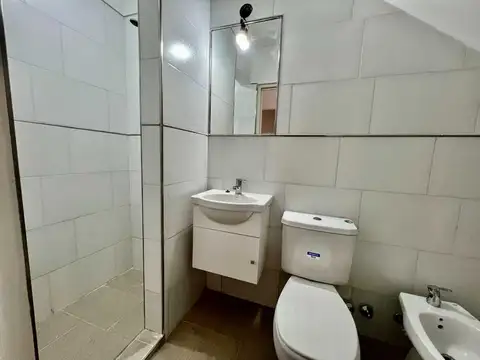 Depto Tipo Casa en Alquiler de 1 dormitorio
