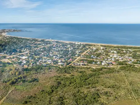 Lote en venta de 6 Has. en la Juanita 100