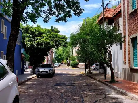 VENTA CASA DIVIDIDA EN DOS PH- FLORESTA