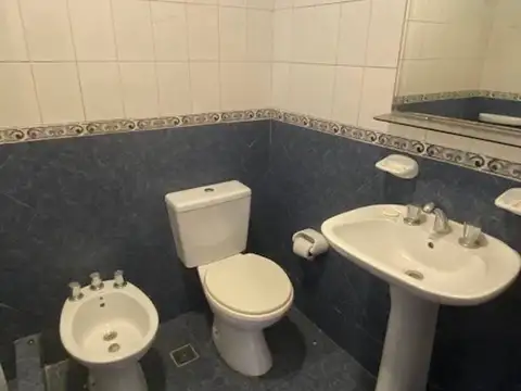 Depto Tipo Casa en Venta 40 años