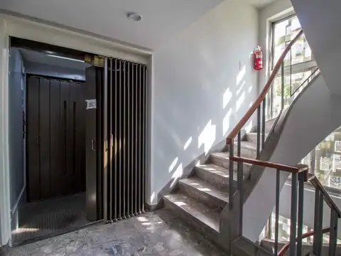 Venta Edificio 5 Pisos a Reciclar - Villa Ortuzar