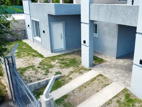 Casa en Venta con 1 cochera