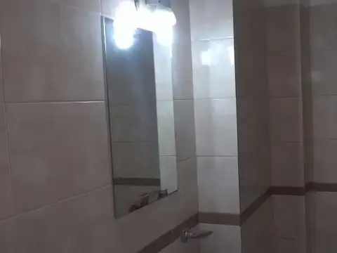 Departamento en Alquiler en Caseros, $ 420.000