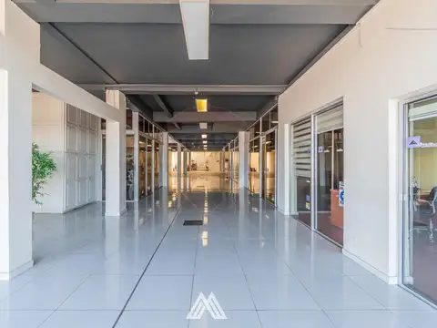 VENTA LOCAL RAMBLA IDEAL EMPRESA 20 M DE FRENTE