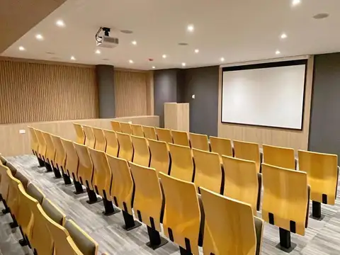 Oficina en Alquiler en San Cristobal, USD 1.725