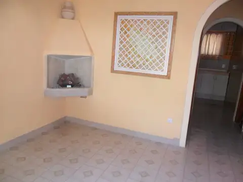 Almafuerte al 4600 entre Carlos Tejedor y Gral. Belgrano