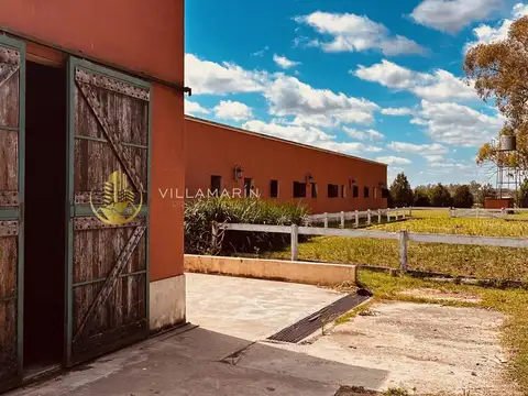 Haras El Malacate, Exaltación de la Cruz S/N