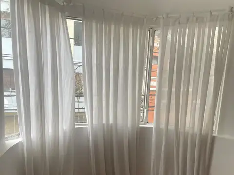 Casa en Venta en Vicente Lopez Vias / Maipu, USD 290.000