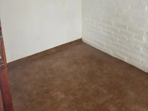 Depto Tipo Casa en Alquiler al Este
