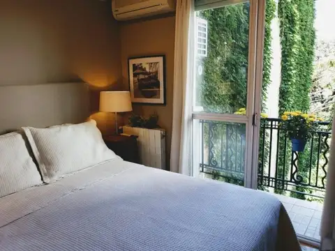 Pacheco De Melo 1900, Piso 5