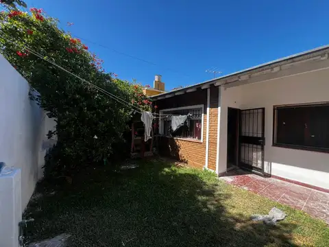 Depto Tipo Casa en Alquiler de 2 dormitorios