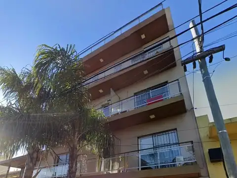 MENDOZA 2000, Piso 1