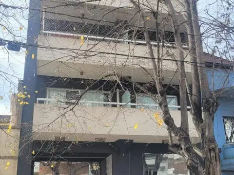 Monoambiente con balcón y amenities, Villa del Parque