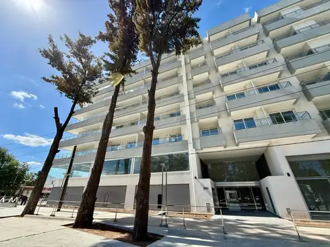 Local en Alquiler en Canning, USD 3.200