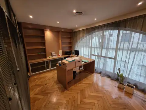 Oficina en alquiler Amoblado con 2 cocheras en Congreso