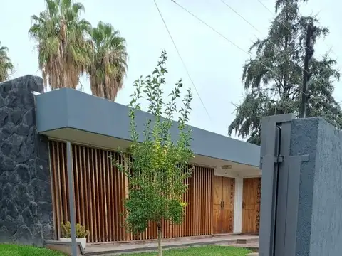 Joaquín V. González 1800