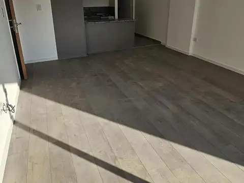 Monoambiente, Piso 6°B, 35,90 m2 total, c/balcón al cfte, Vi