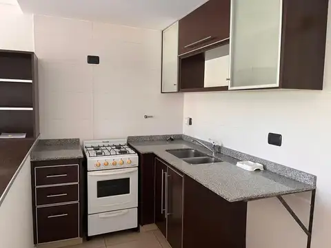 Departamento en Alquiler en La Plata, $ 600.000