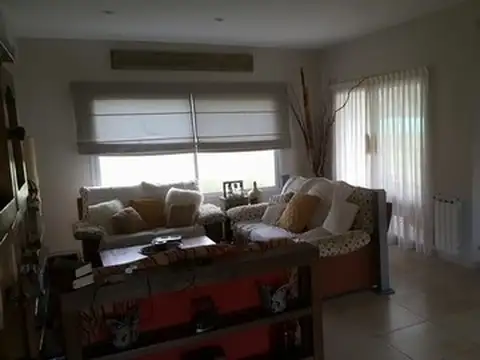 ESPECTACULAR casa de 4 ambientes- TIGRE