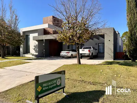 Kentucky Club de Campo Funes