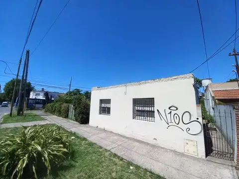 Terreno en Venta en Rafael Calzada, USD 230.000