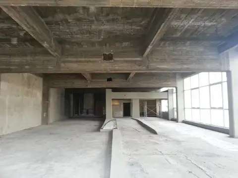 1300 m2 - PASCO 1183 - 2 y 3 Piso - ESQUINA AV SAN JUAN 2201