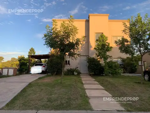 venta casa 2 plantas 5 ambientes, Pilar del este